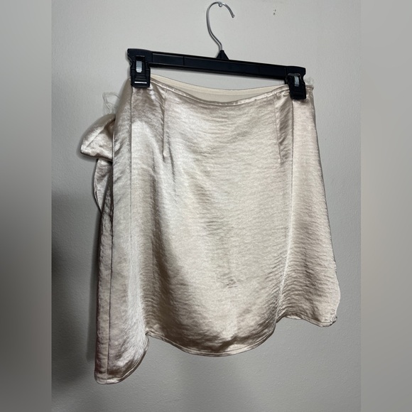 Wild Honey satin wrap skirt - Picture 3 of 7
